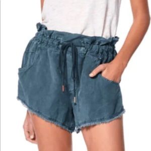 🍁Young Fabulous and Broke ​Izzy Raw Edge Linen Blend Shorts MEDIUM